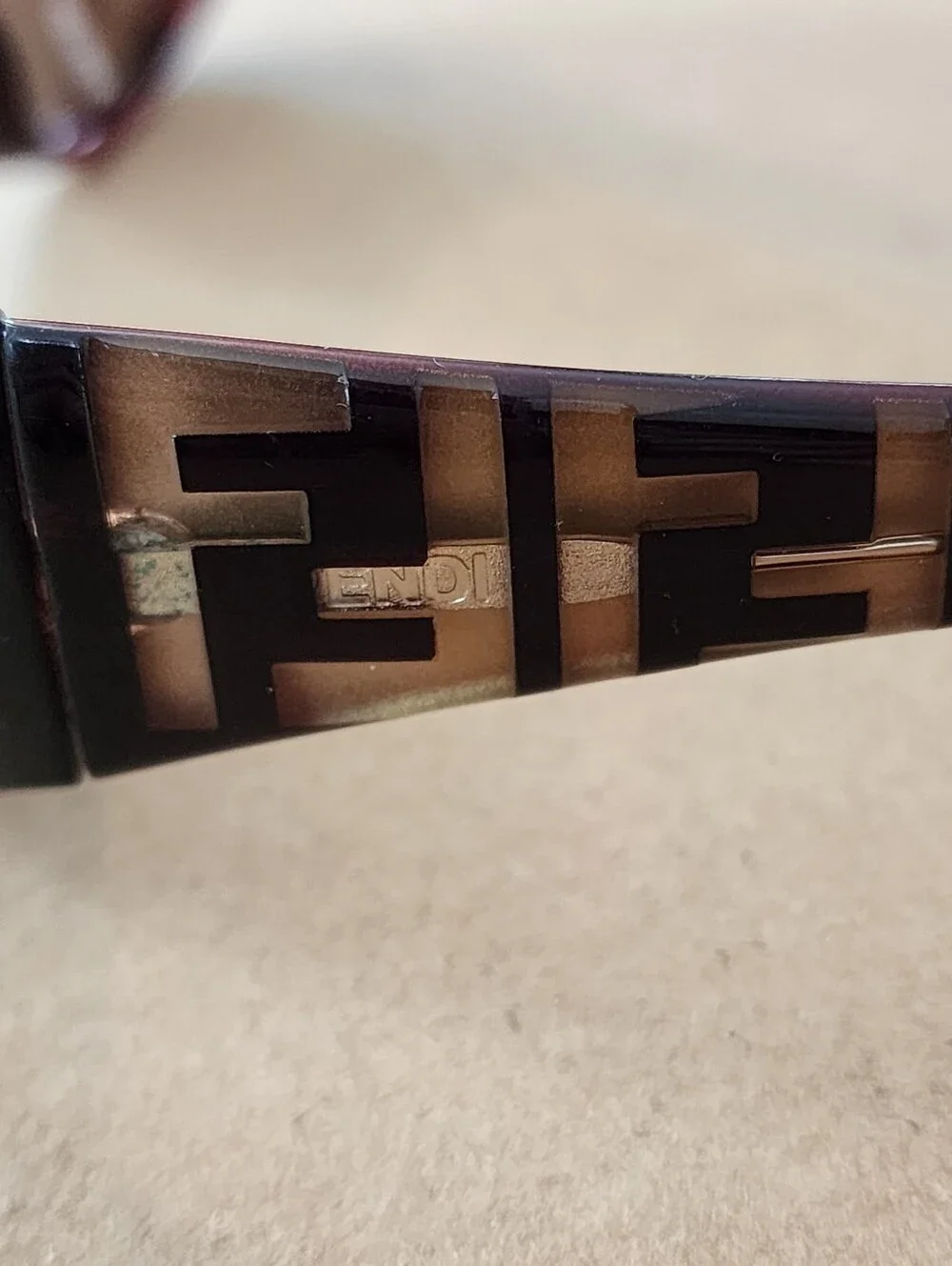 Fendi Sunglasses Two Tone Tortoise Shell FS407 238  57 14 125 Side Logos Vintage